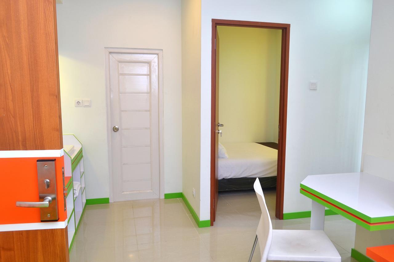 Titanium Express Homtel Hotel Jakarta Kültér fotó